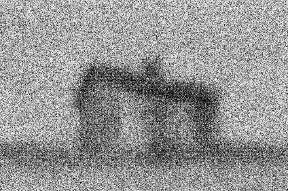 LOOMING_0008.JPG