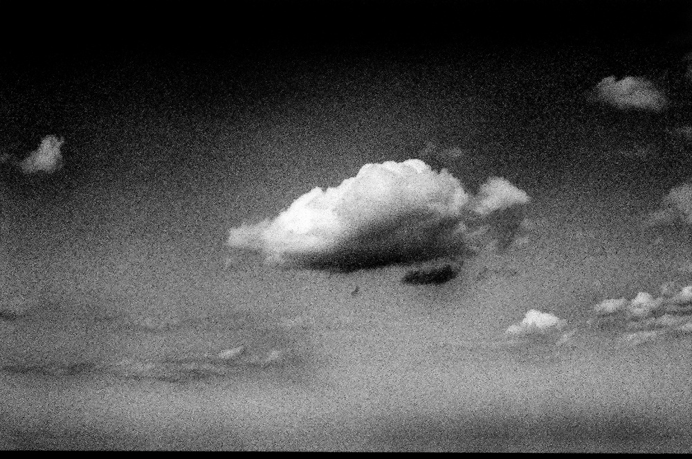 LOOMING_0050.JPG