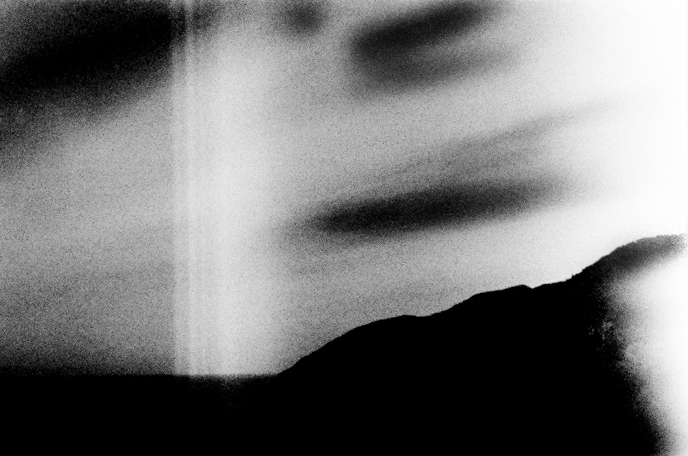 LOOMING_0060.JPG