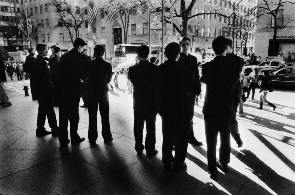 31_NewYork_5thAvenuePriests.jpg