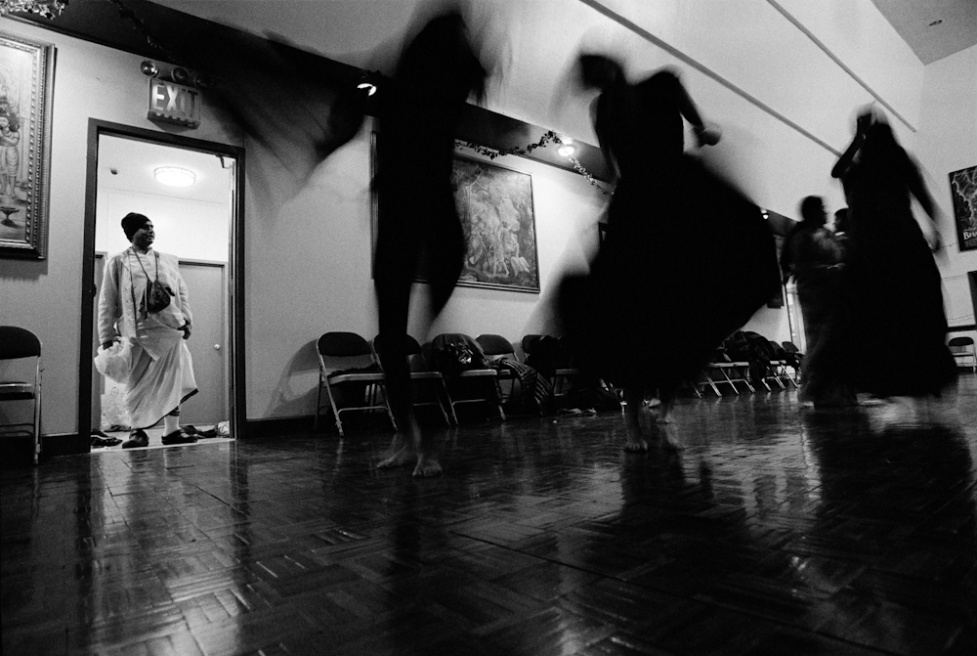 Hare Krishna Hare Rama_Viviana Peretti_13.jpg