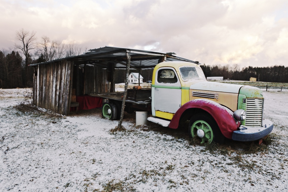 26_Rainbow Truck.jpg