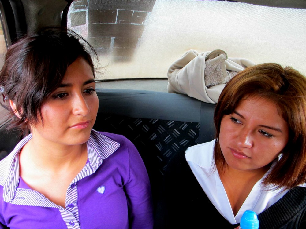 Ruby y Gema en taxi.egg