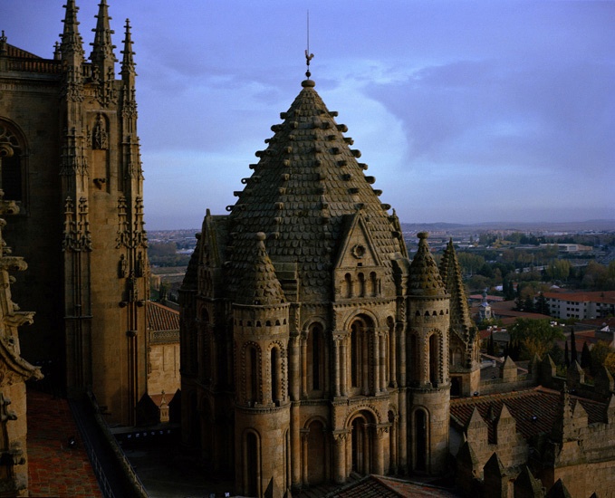 Travel_01_Salamanca_Cathedral_Spain.jpg