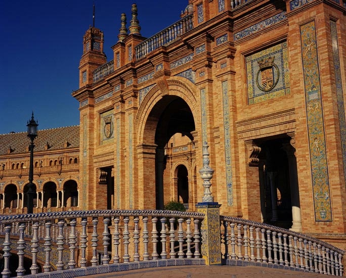 Travel_05_Plaza_de_Espana_Sevilla_Spain.jpg