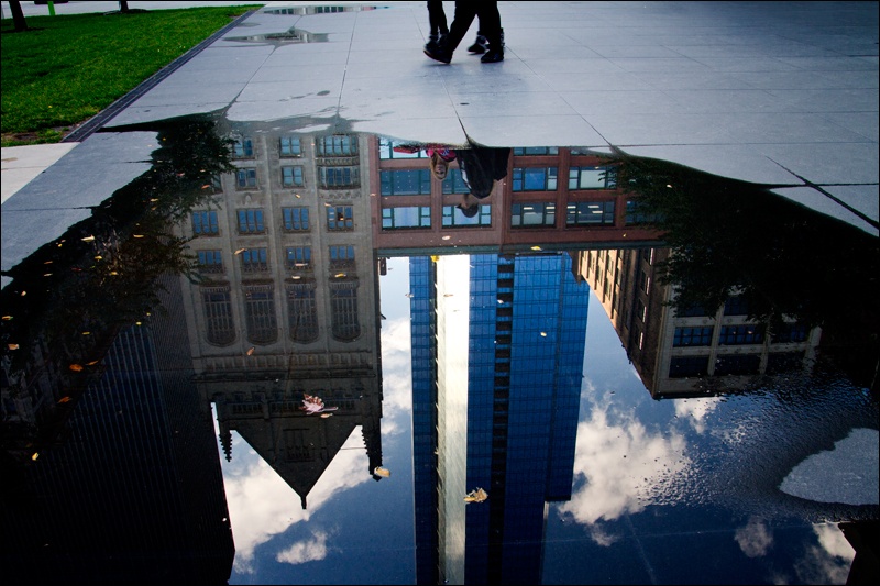piernas-reflejo-plaza-3W.jpg