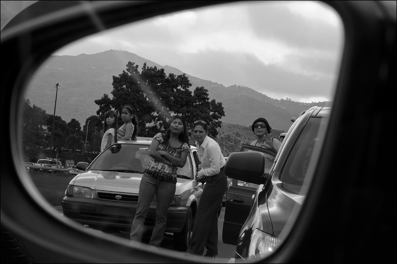 mujeres-mirando-espejo-BWw.jpg