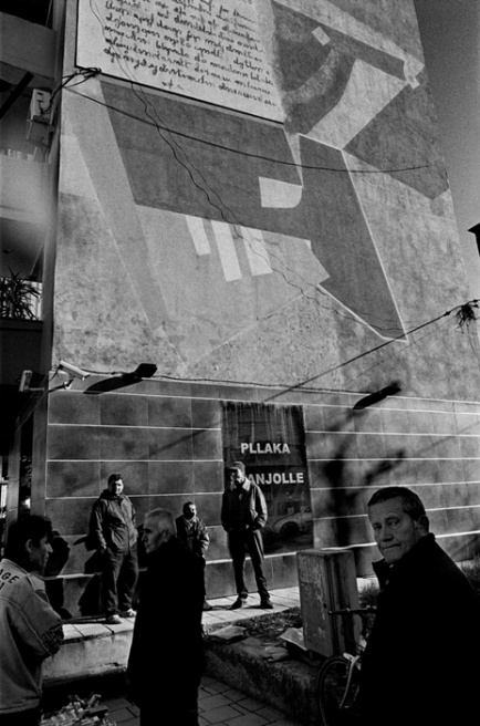 020 Prolaz_Albania,Tirana 2011.jpg