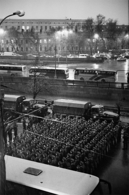 soldiers_parade_small.jpg
